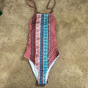 CUPSHE NWT✨ One Piece Swimsuit